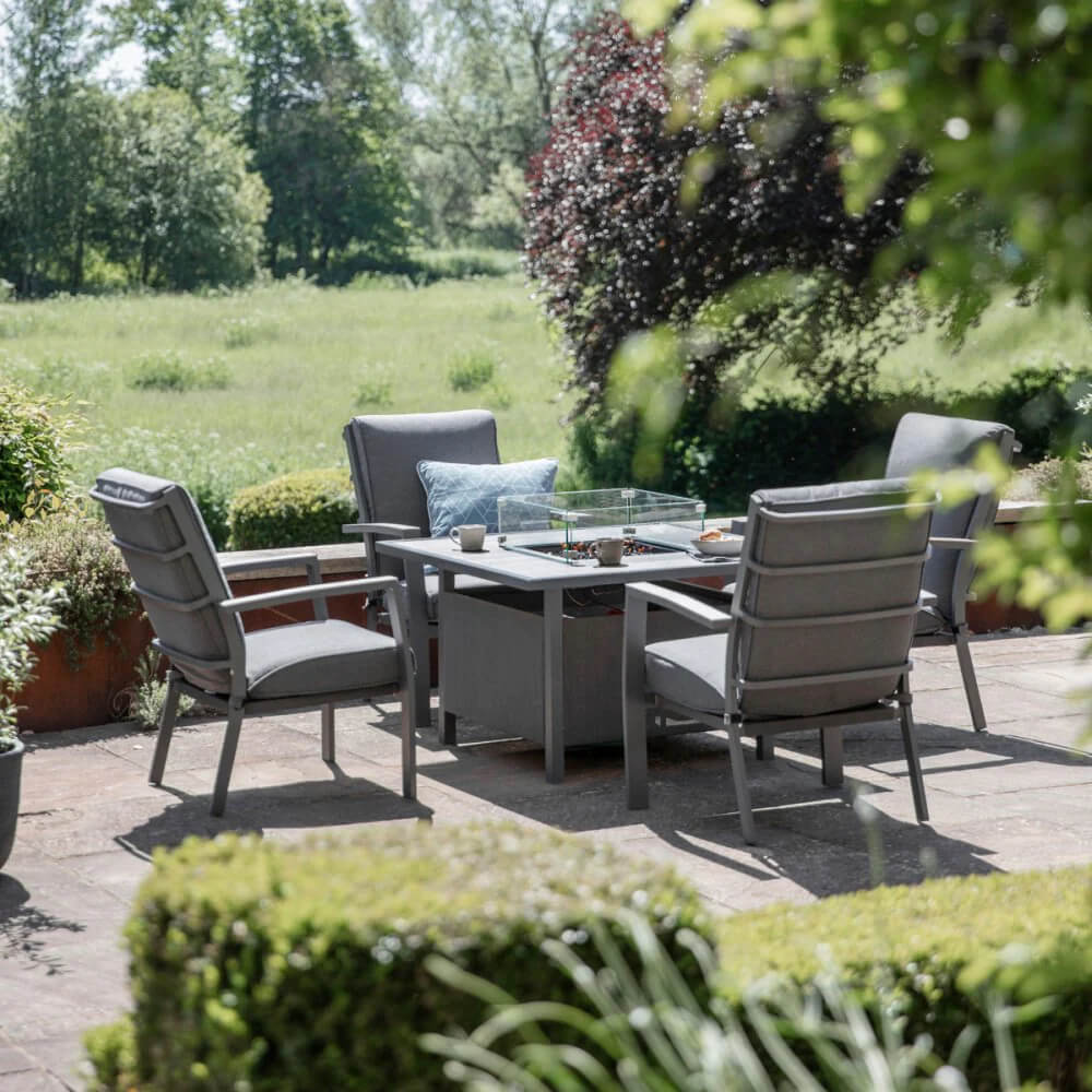 Outdoor aluminium garden furniture